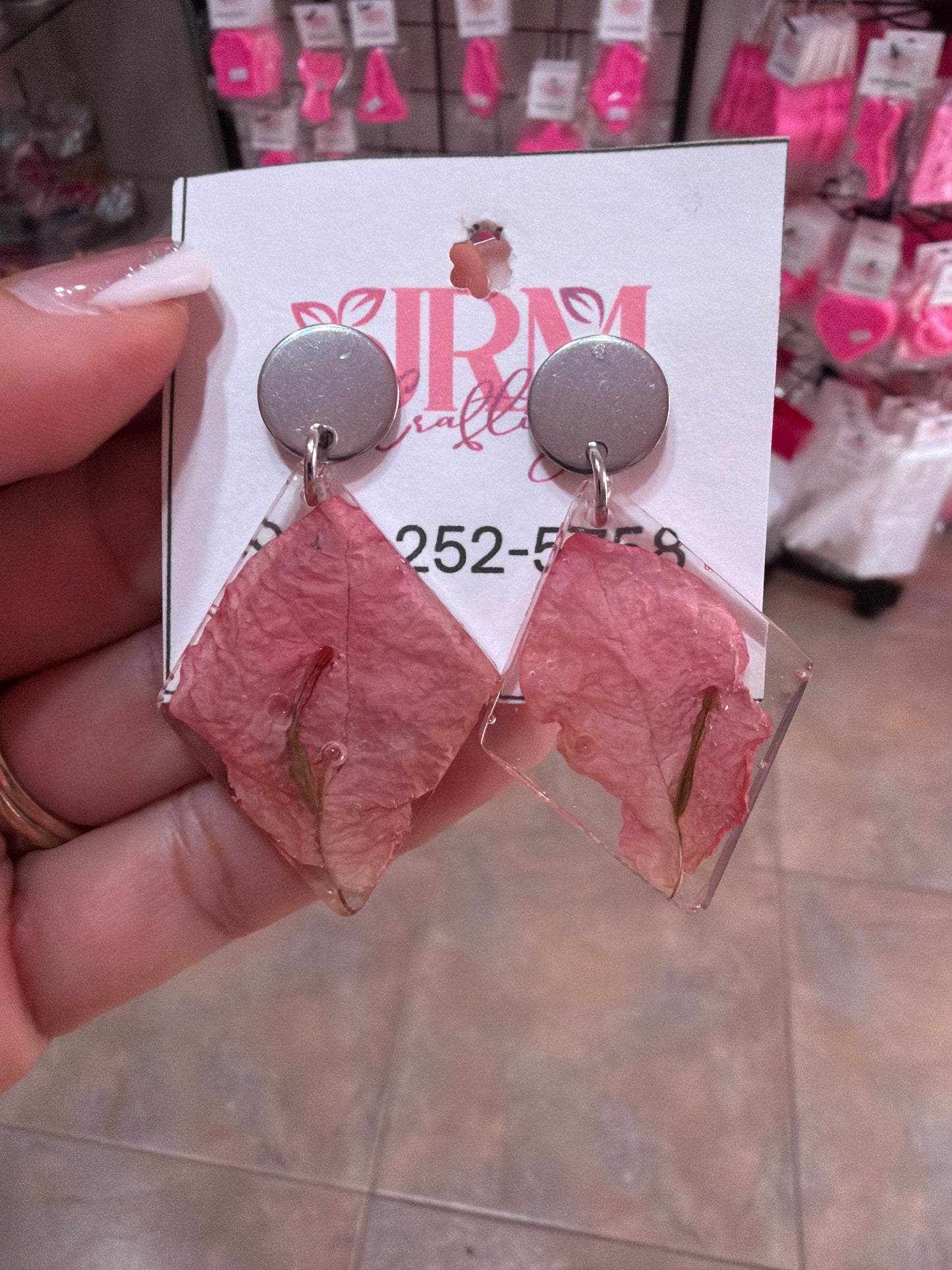 Pantallas de trinitarias rosa