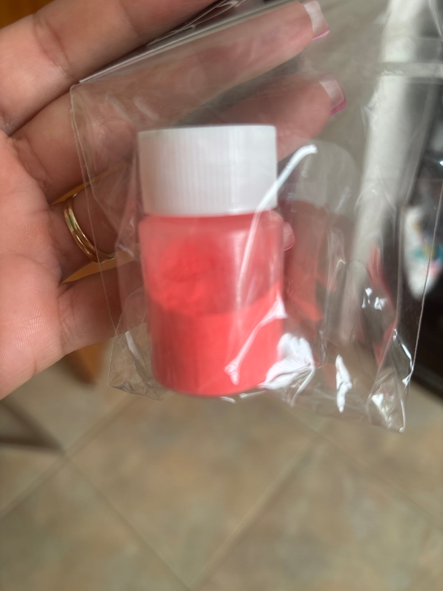Polvo mica brilla en la oscuridad